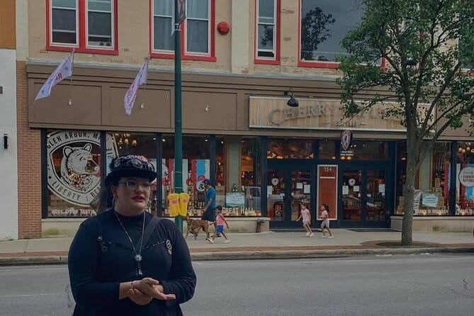 Historical Ghost Lantern Tour Downtown Traverse City +Magnant - Who Will Love This Tour?