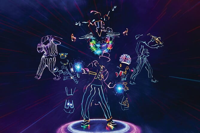 iLuminate at the STRAT Hotel and Casino - Audience Perspective: What Do Reviewers Say?