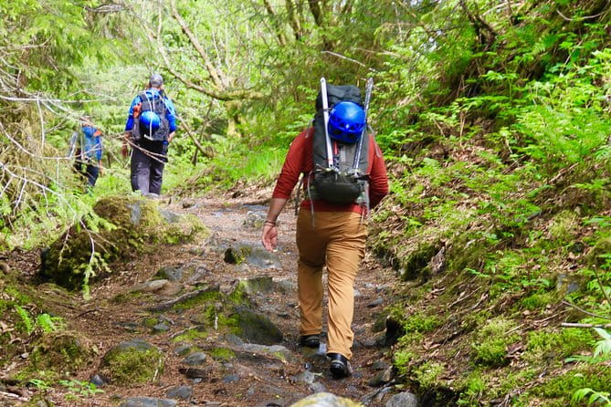 Mendenhall Glacier Guided Hike Juneau - FAQ
