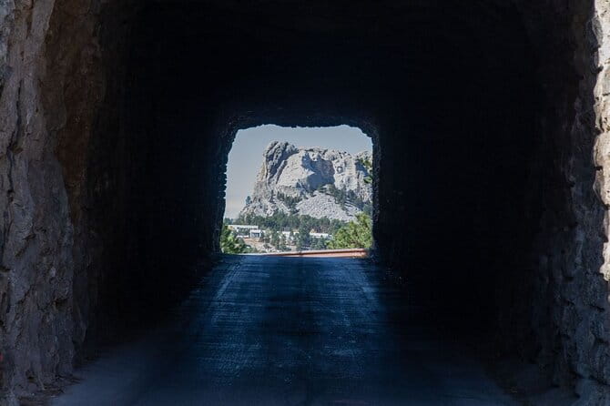 Mt Rushmore "Bundle" - w/Crazy Horse/Needles/Iron Mtn/Sylvan Lake - The Value of This Tour