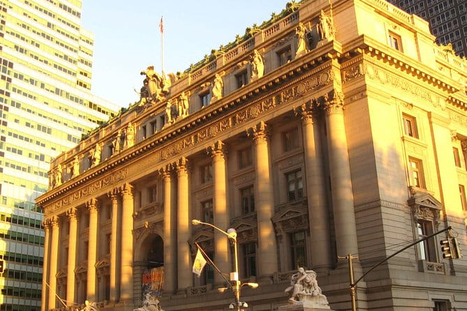 New York City Historic Walking Tour of Hamilton and Washington - Wall Street and Financial Power