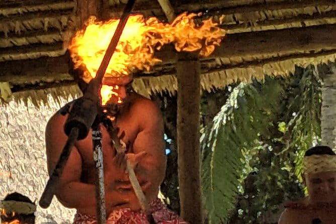 Pearl Harbor, Dole Plantation, Polynesian Center from Waikiki - FAQ