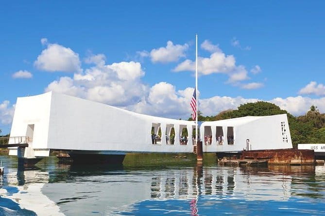 Pearl Harbor, USS Arizona and Honolulu City Tour - An Honest Look at Value