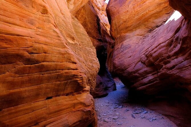 Peekaboo Slot Canyon Jeep Tour - Weather and Cancellation Policies