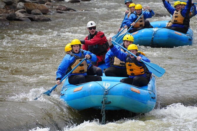 Raft the Beginner stretch on Clear Creek! - Who Will Love This Tour?