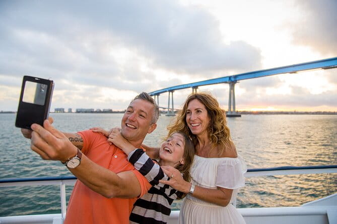 San Diego Bay Highlights: Scenic 90-Minute Narrated Harbor Tour - FAQs