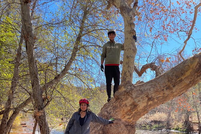 Sedona Cathedral Rock E-Bike Adventure - Learning from Your Guide