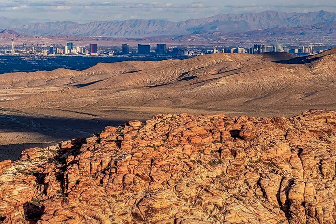 Sunset Red Rock Canyon Helicopter Tour and Champagne Toast - Who Will Love This Tour?
