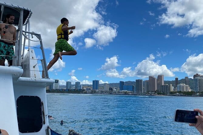 5 in 1 Deluxe Cruise: Turtle Snorkeling, Activities and Pick-Up - The Sum Up