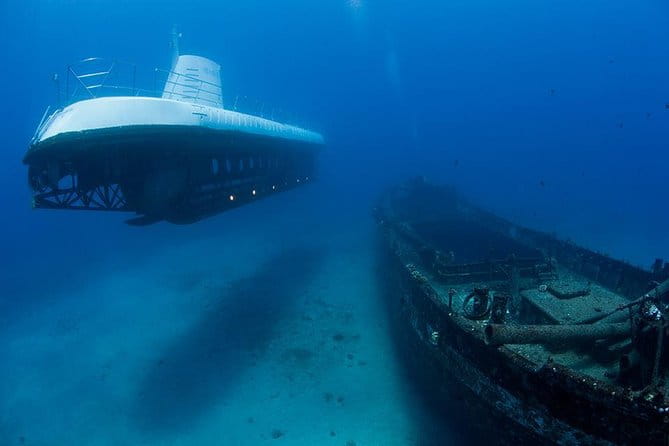 Atlantis Submarine Adventure in Waikiki - Frequently Asked Questions