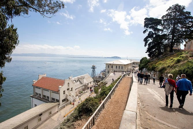 Combo Tour: Alcatraz Island and San Francisco Grand City Tour - FAQs