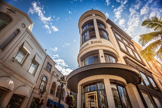 Hollywood and Celebrity Homes Bus Tour - FAQ