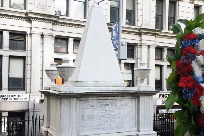 New York City Historic Walking Tour of Hamilton and Washington - Trinity Church and Final Resting Places
