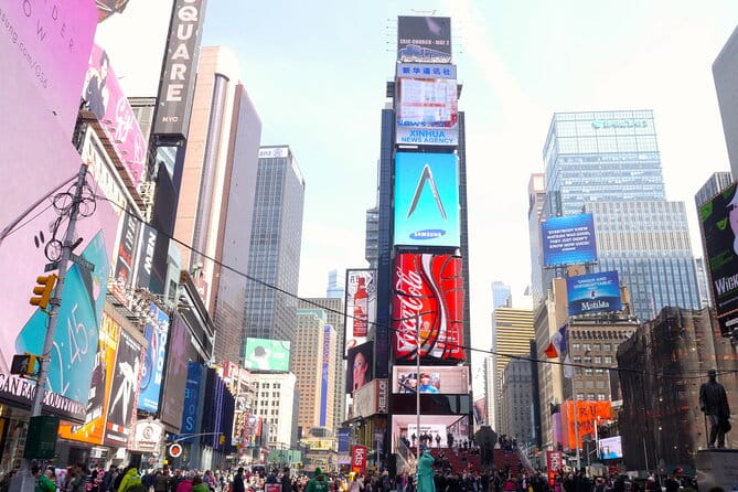 NYC: Broadway Behind The Scenes Including Studio Visit - The Experience Itself: What You’d Expect