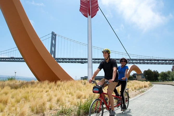 San Francisco Golden Gate Bridge Bike or Electric Bike Rental - Navigating the City: Routes and Tips