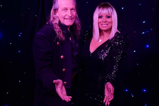 Magic Up Close Early Show at Las Vegas Magic Theater - Who Will Love This Show?