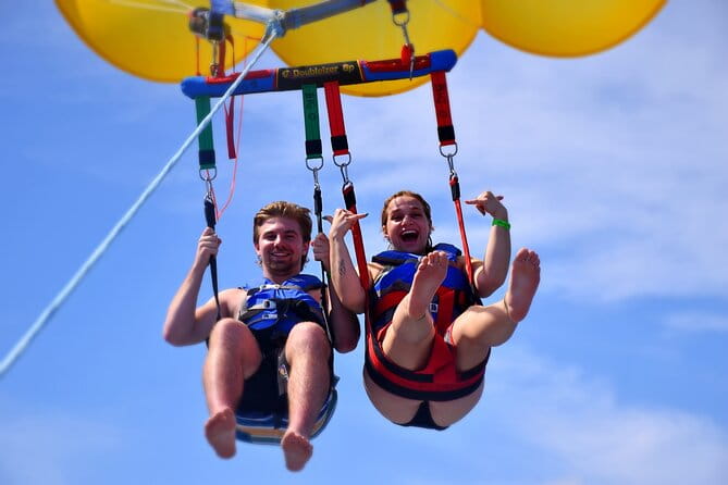 Parasailing in Waikiki from Oahu Hawaii - What the Tour Includes and What to Expect