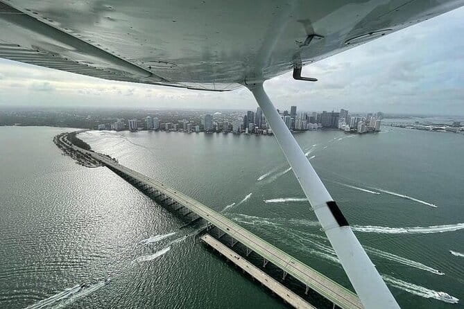 Private 60 Minute Romantic Air Tour with Champagne in Miami - Final Thoughts