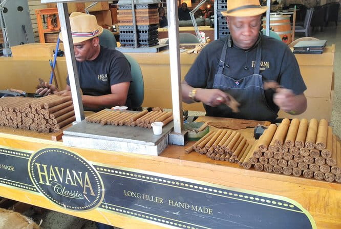 Private Little Havana Cuban Guide, Museum Food Art live music - Frequently Asked Questions