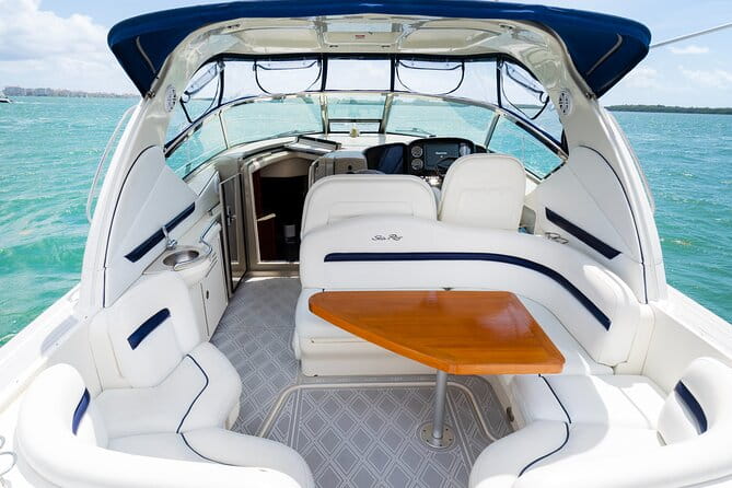 Private tour for 12 people on a 40 ft Yacht, Ft Lauderdale bay - Pricing and Value