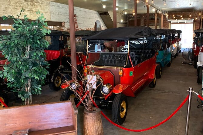 Replica 1908 Model-T Electric Golf Cart Rental - Who Will Love This Experience?
