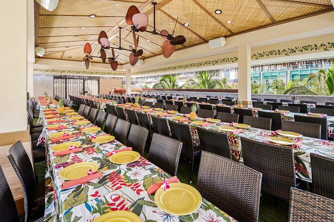 Waikiki Luau Buffet with Optional Rock-A-Hula Show Ticket - Practical Tips for Visitors