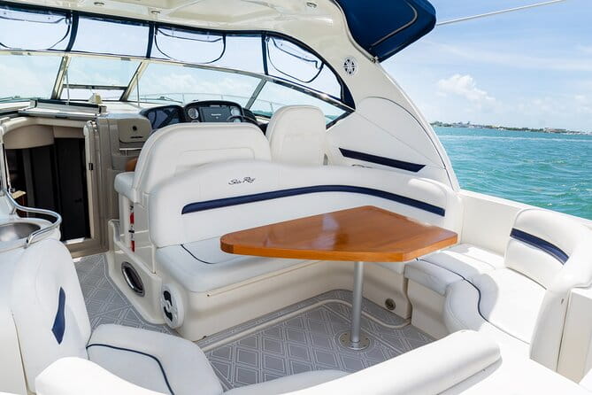 Private tour for 12 people on a 40 ft Yacht, Ft Lauderdale bay - Who Will Love This Tour?