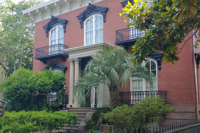 Bloody Murder Savannah Pub Crawl - A Closer Look at the Bloody Murder Savannah Pub Crawl