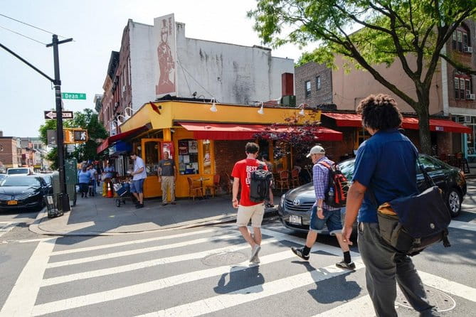 New York: Food, History and Culture of Brooklyn Tour - Details That Matter