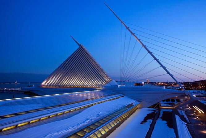 Discover Iconic Milwaukee Tour - How the Tour Works and What to Expect
