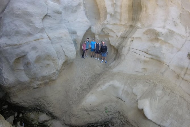 Incredible Slot Canyons to the Pacific - FAQs about Incredible Slot Canyons to the Pacific