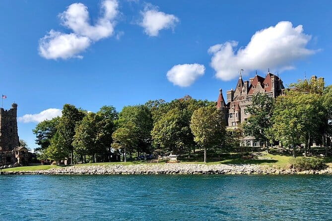 Boldt Castle and 2 Nation Tour - Authentic Experiences and Practical Tips