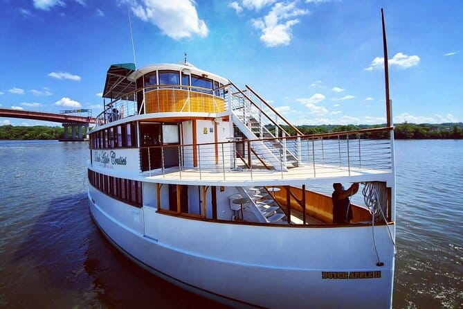 Hudson River Sightseeing Cruise from Albany - Key Points