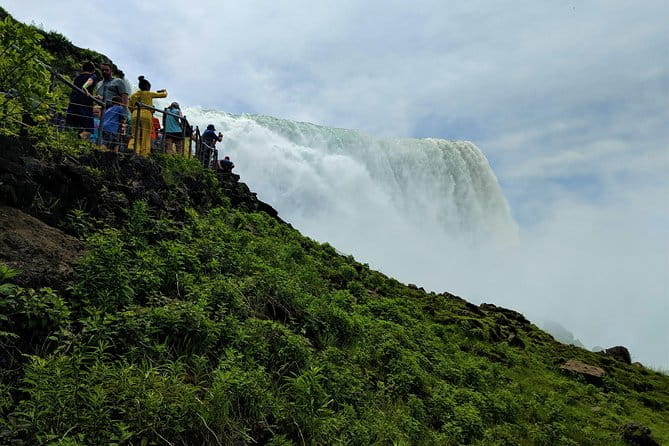 Niagara Falls in 1 Day: Tour of American and Canadian Sides - FAQs