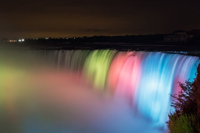 All inclusive Niagara Falls Day/Night Illumination Tour & Boat - Who Will Find This Tour Most Valuable?