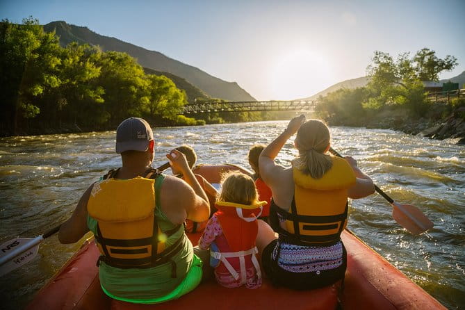 Scenic Canyon Half-Day Float - The Group Experience and Guides