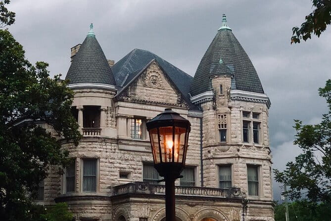Old Louisville Ghost Tour as Recommended by The New York Times @ 4th and Ormsby - FAQs