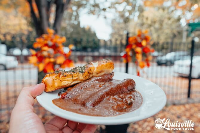 Historic Charm Tour: Food & History in the Victorian Highlands - Food Tastings and Local Flavors