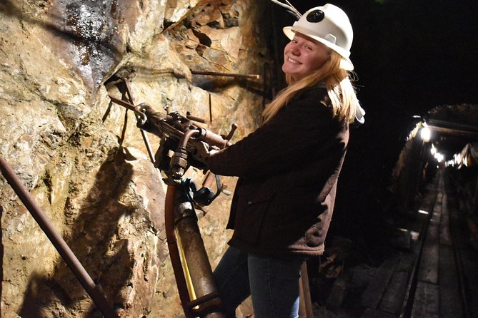 Real Gold Mine Tour with, gold panning and more - Who Will Love This Tour?