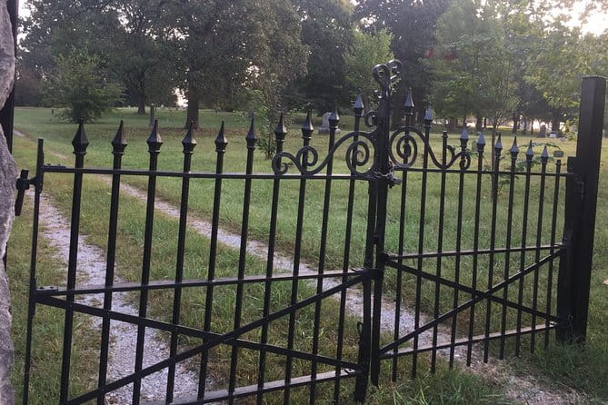 1.5-Hour Cemetery Ghost Hunt in Chattanooga - Frequently Asked Questions