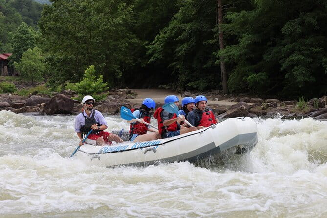 Full Ocoee River Rafting Adventure With Catered Shore Lunch - What the Itinerary Looks Like