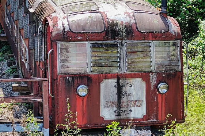 Derailed: Trolley Tour and Train Ride in Chattanooga - The Guided Element and Group Size