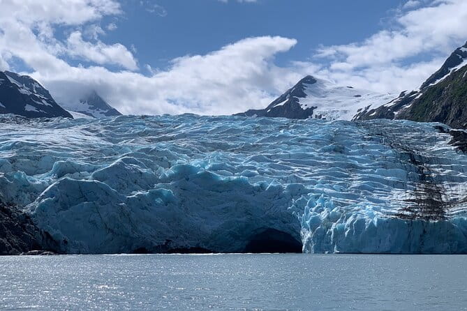 Valley of Glaciers Experience with Portage Glacier Cruise and Wildlife Tour - In The Sum Up