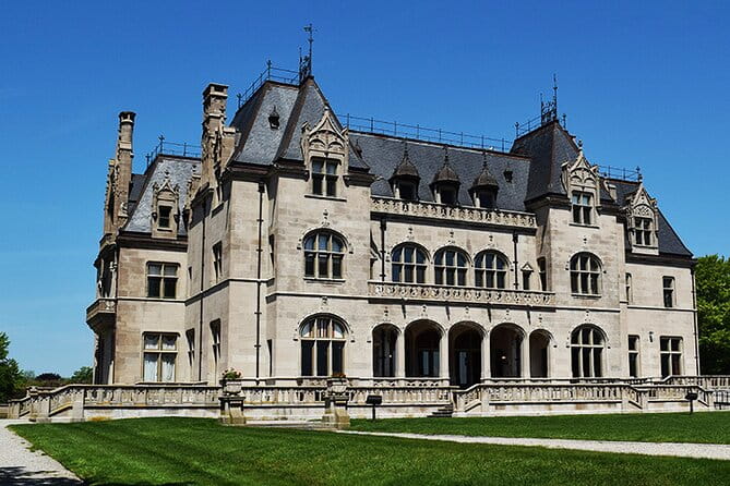 Newport Gilded Age Mansions Trolley Tour with Breakers Admission - The Sum Up: Who Should Consider This Tour?