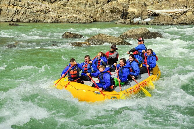 Half Day Whitewater Rafting Trip - The Guides and Equipment