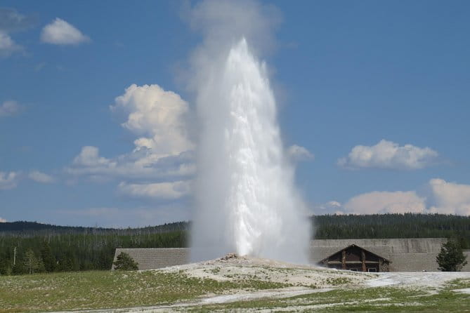 Yellowstone National Park - Full-Day Lower Loop Tour from West Yellowstone - Authentic Experiences and Traveler Feedback