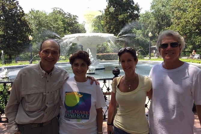 Savannah Midnight in the Garden of Good & Evil Narrated Walking Tour - The Guide and Group Size