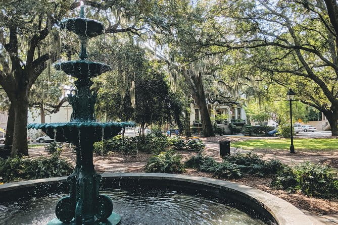 Private Tour of Savannah's Historic/Victorian Districts & Bonaventure Cemetery - The Emotional and Historic Bounty of Bonaventure Cemetery
