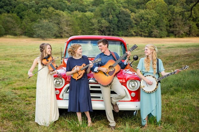 The Petersens at The Little Opry Theatre in Branson - A Deep Dive into the Performance