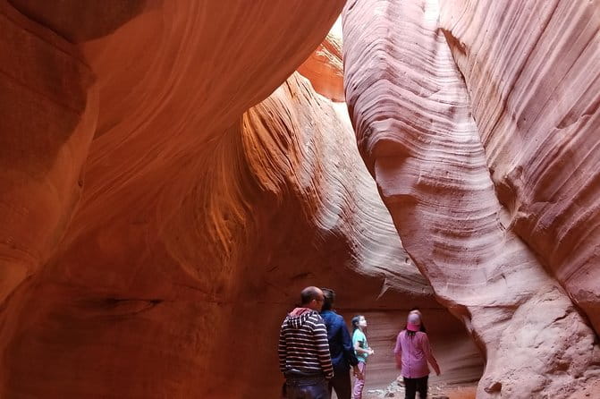 Peek-A-Boo Slot Canyon Tour UTV Adventure (Private) - Authenticity and Guides